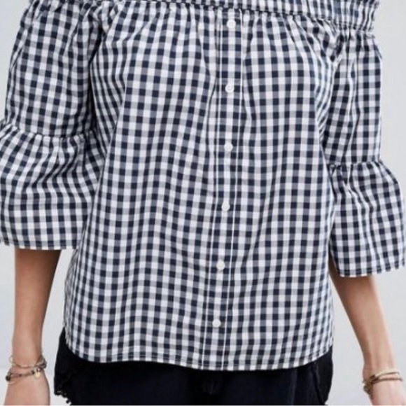 Abercrombie bell sleeve top - Picture 2 of 9